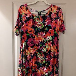 Black & Floral Midi Swing Dress Dress - Size SM